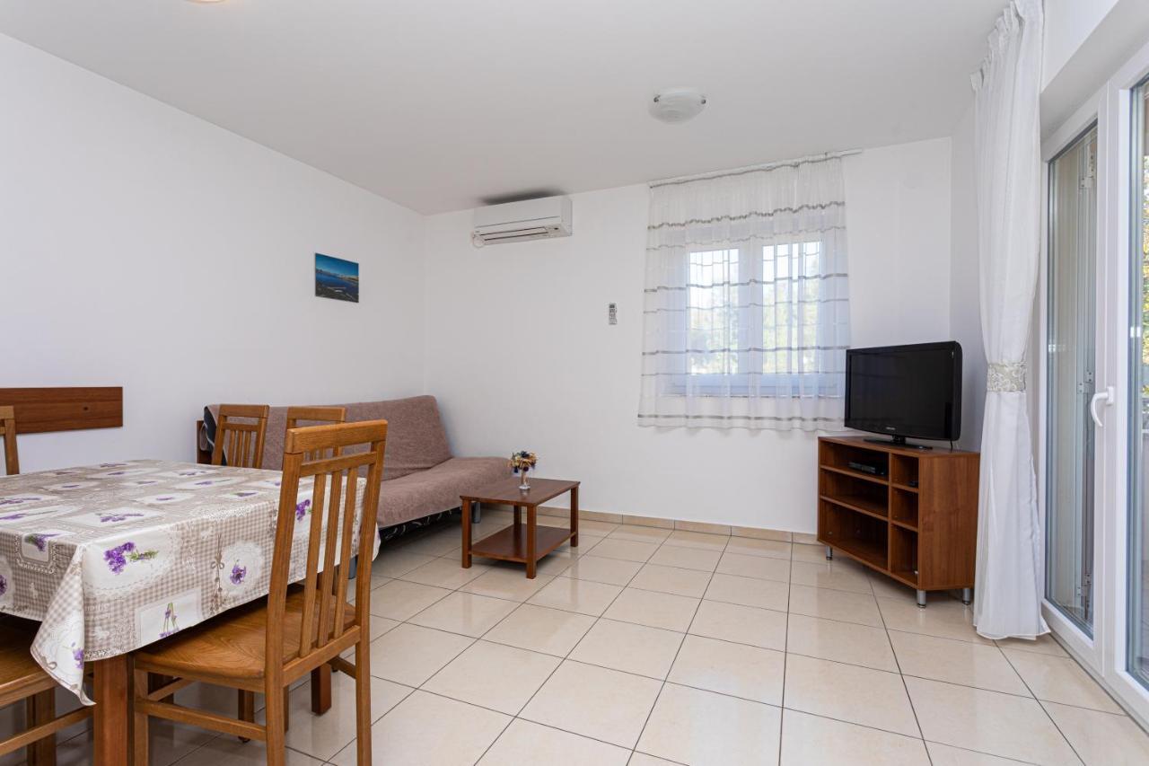 Apartments Crnekovic Jasna Baška Dış mekan fotoğraf