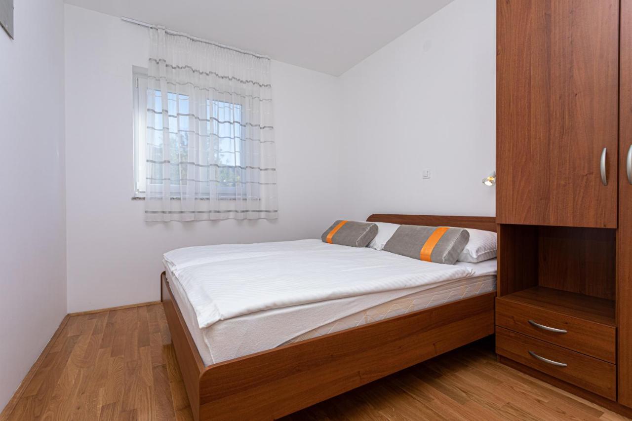 Apartments Crnekovic Jasna Baška Dış mekan fotoğraf
