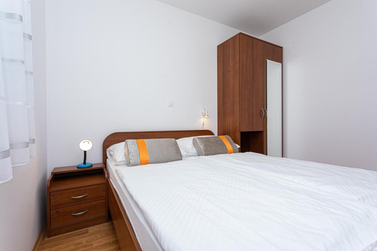 Apartments Crnekovic Jasna Baška Dış mekan fotoğraf