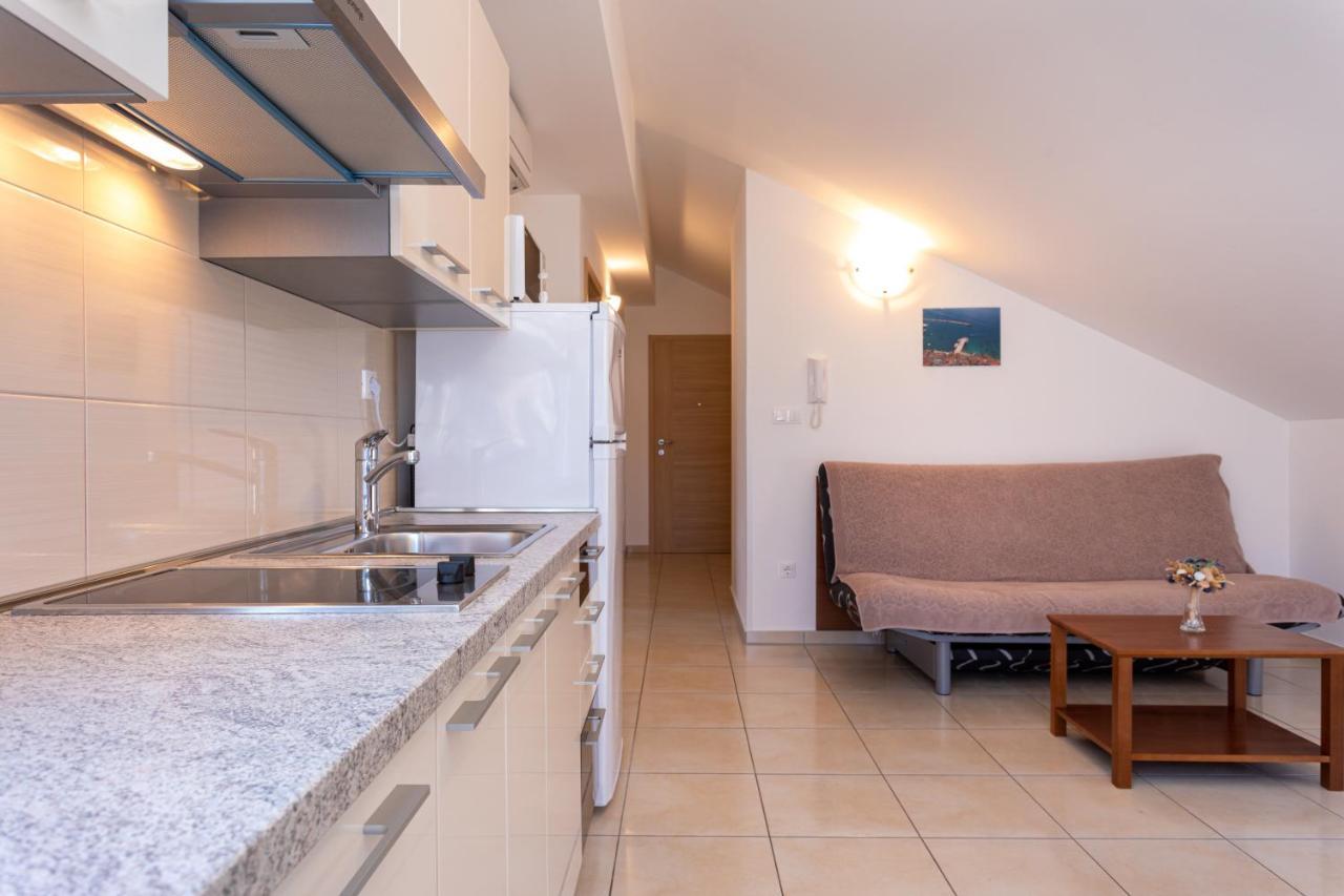 Apartments Crnekovic Jasna Baška Dış mekan fotoğraf