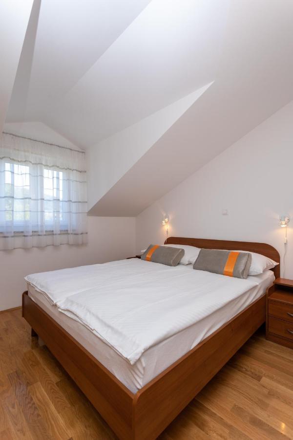 Apartments Crnekovic Jasna Baška Dış mekan fotoğraf