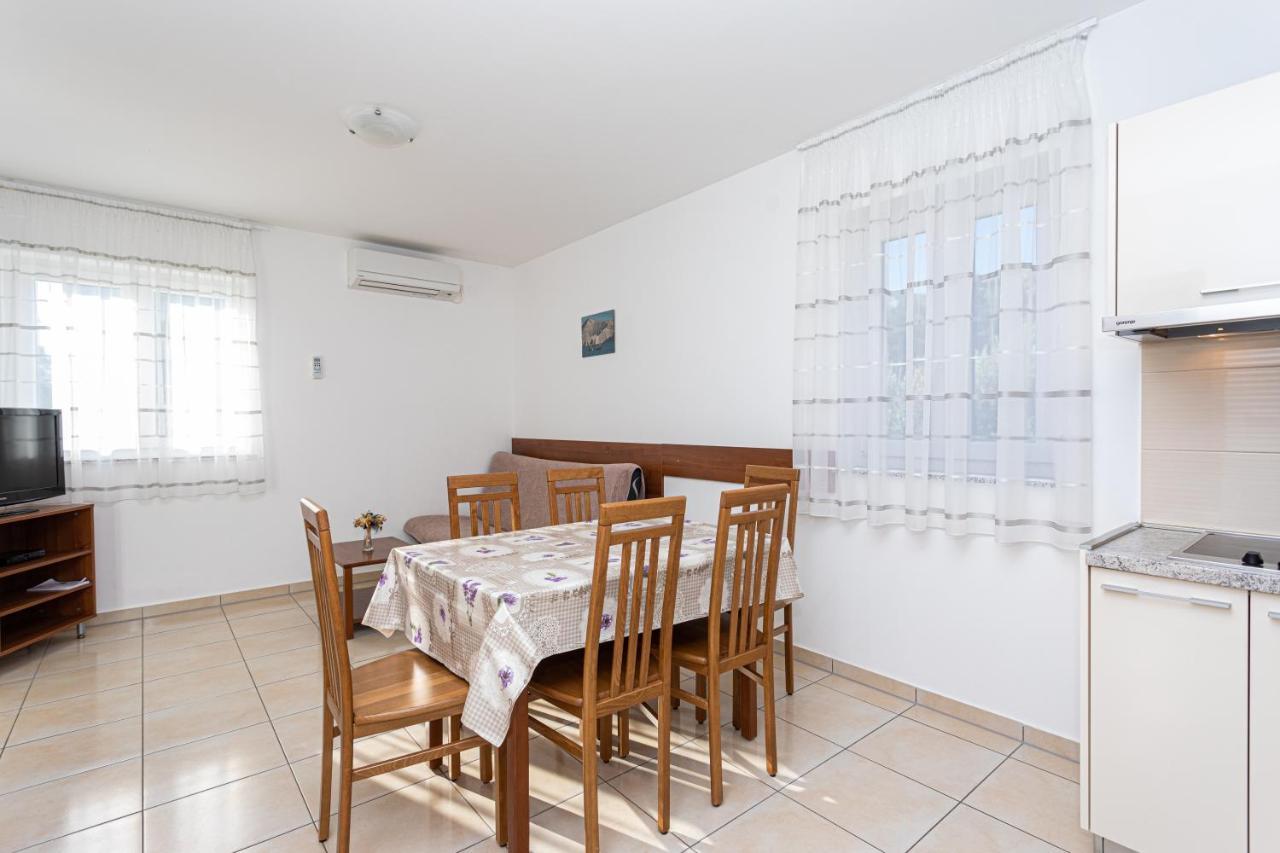 Apartments Crnekovic Jasna Baška Dış mekan fotoğraf