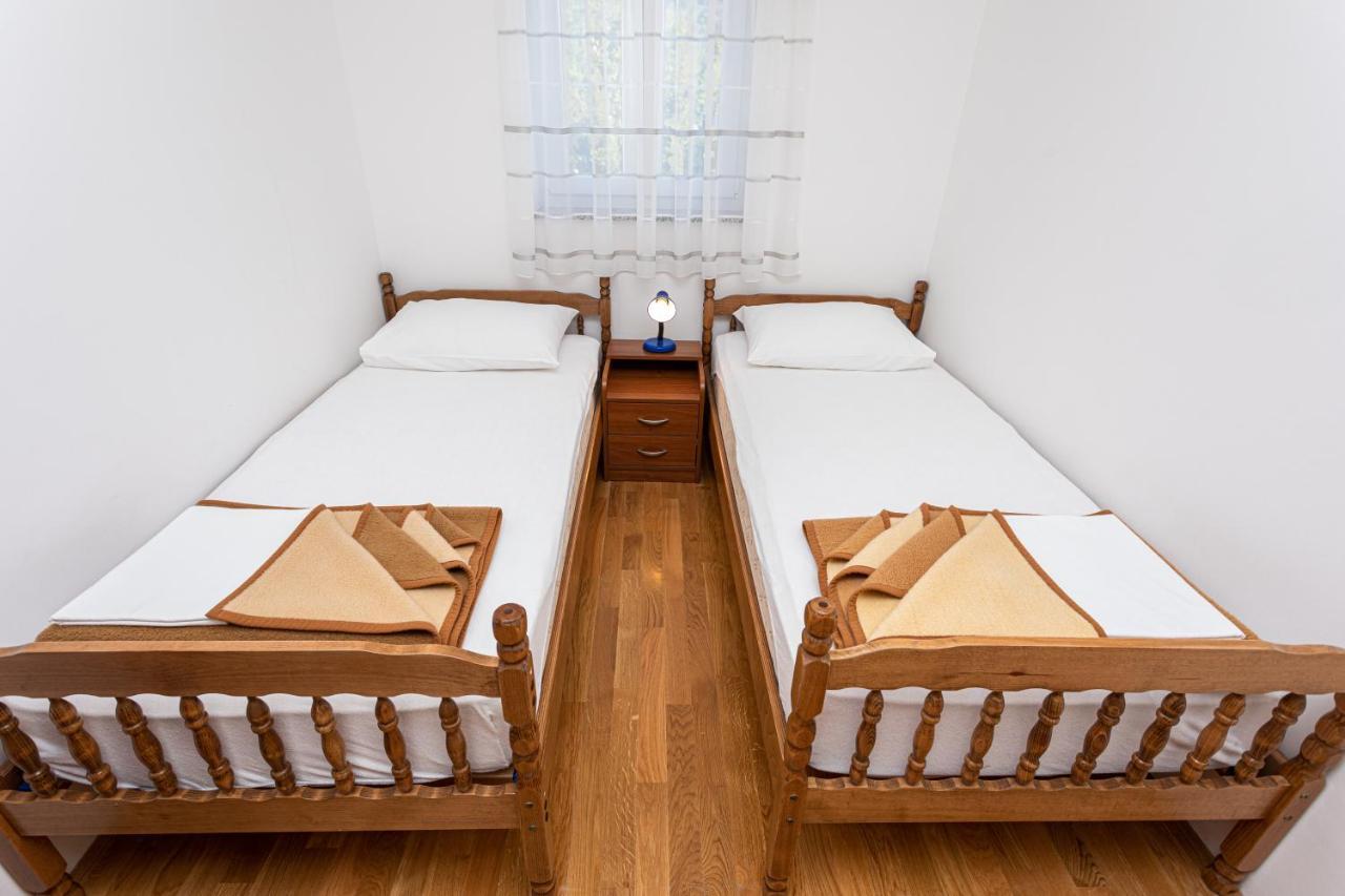 Apartments Crnekovic Jasna Baška Dış mekan fotoğraf