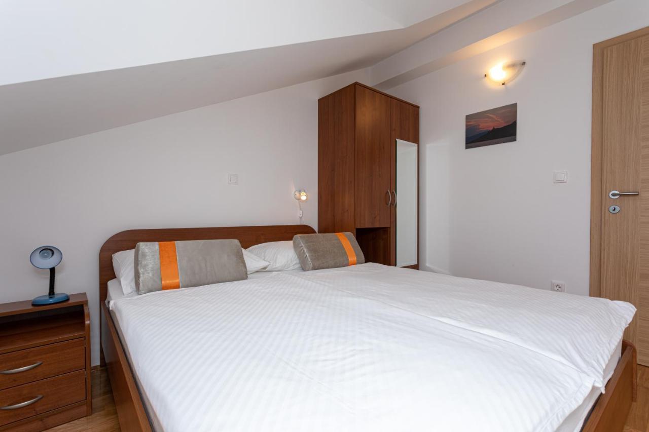 Apartments Crnekovic Jasna Baška Dış mekan fotoğraf